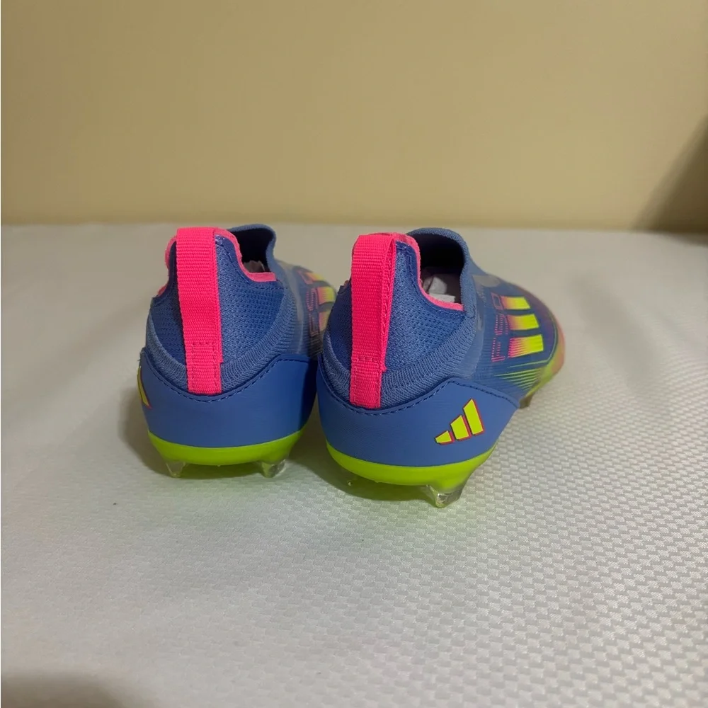 New Adidas Kids F50 Elite Laceless FG Size: 11k